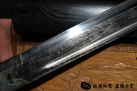 一把像样的黑金古刀<盗墓笔记>