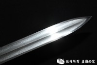 《龙传奇》 查老师作品