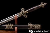 《龙传奇》 查老师作品