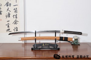 银装玉钢极品武士刀