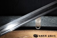 羽毛钢珍珠鱼皮款黑金古刀 大师作品