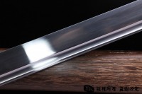 素装包铜唐刀