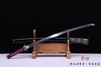 三枚合龙装武士刀